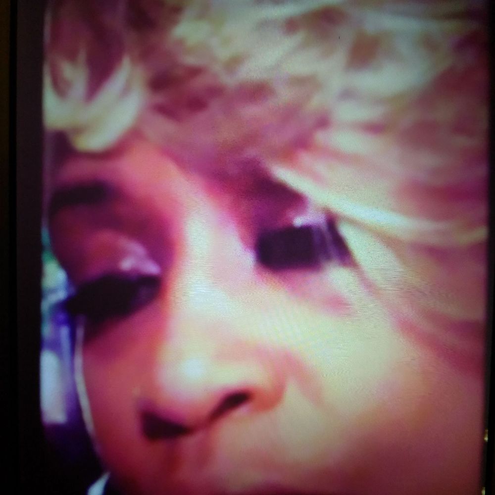 Meet your Posher, Antoinette